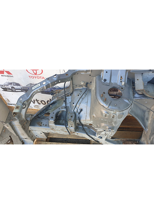 Четвертая передняя правая лонжерон 60650s9aa00zz honda cr-v 2 2002-2006