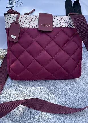 Radley london — стёганая текстильная сумка цвета