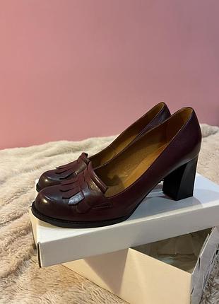 Туфлі на каблуку жіночі solo femme 38 коричневі
