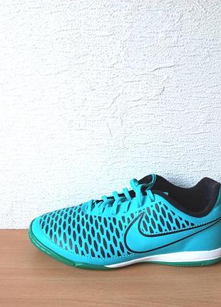 Футзалки бутсы кроссовки nike указано 37,5 р.