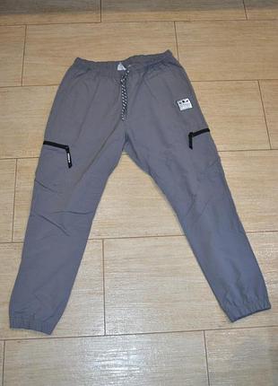 Adidas id96 cargo l штаны мужские карго оригинал