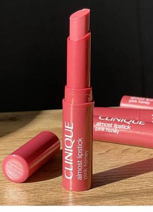 Зволожуючий бальзам від clinique - pink honey