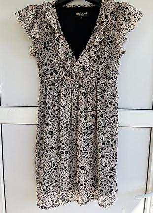 Сукня жіноча