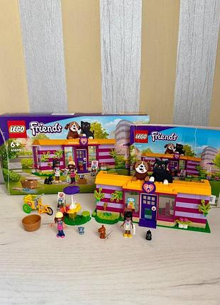 Конструктор lego friends кафе та притулок для тварин.