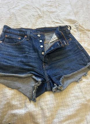 Шорти жіночі   levis розмір 29