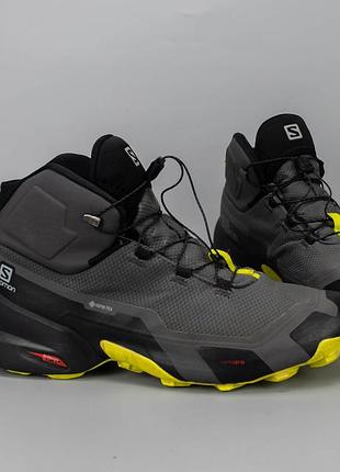 Крутые туристические ботинки на гортексе salomon cross hike mid gore-tex