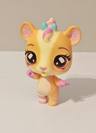 Коллекционная фигурка хомячка ханна (hannah) из серии bubiloons от компании imc toys