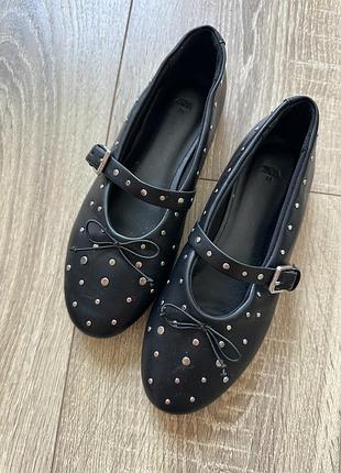 Туфлі zara 32