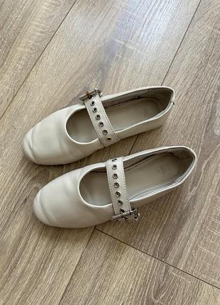 Туфлі zara 32 7