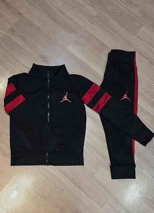 Костюм jordan на 3-4роки, 98-104см
