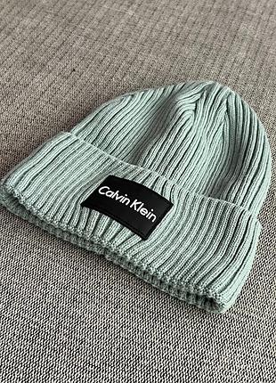 Жіноча шапочка calvin klein