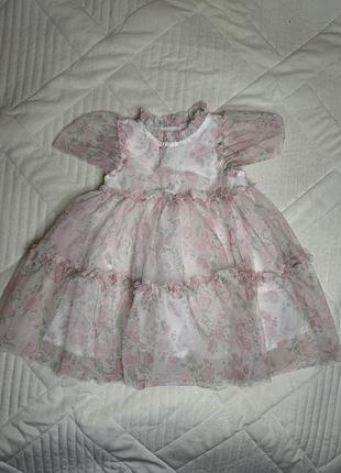 Сукня на дівчинку із фатіну рожева