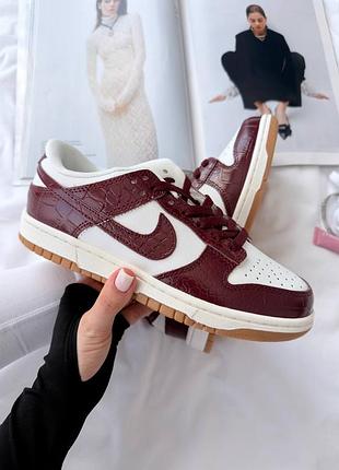 Кросівки nike dunk low burgundy croc