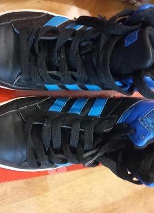 Детские осенние кроссовки-перчатки adidas, размер.
