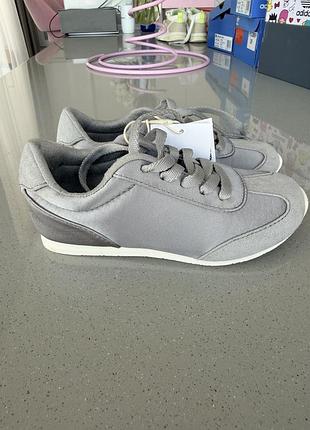 Кросовки атласні zara