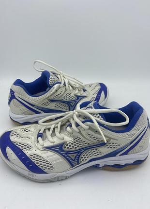 Жіночі кросівки mizuno wave spike, 39 розмір, устілка 25.5