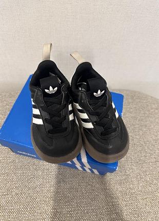 Кросівки adidas samba 21 розмір