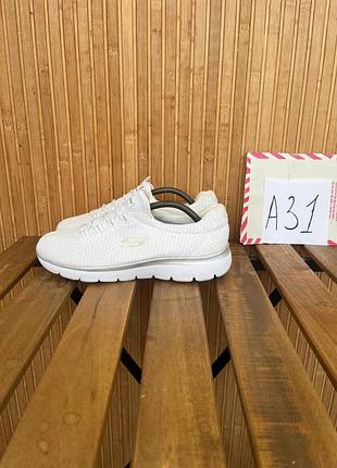 Кроссовки skechers summits