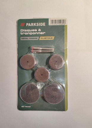 Набор отрезных дисков parkside предназначены для тонкой и точной резки мягких металлов и пластика. для обычных многослойных шлифовальных машин с кругл