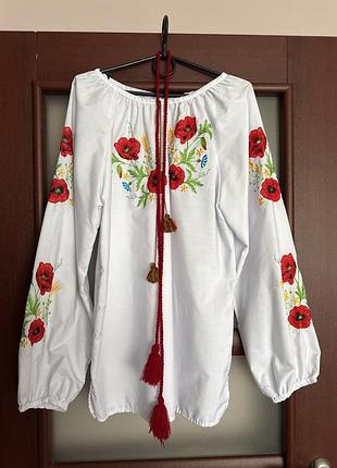 Вишита жіноча сорочка (вишиванка) з маками, s/m