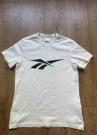 Футболка reebok