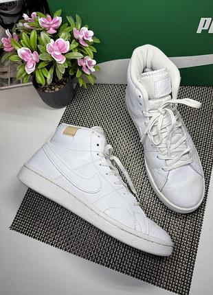 Оригінальні кросівки nike шкіра