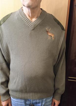 Продам светрик чоловічий  зі 100%  якісної вовни від the original town & country shirt