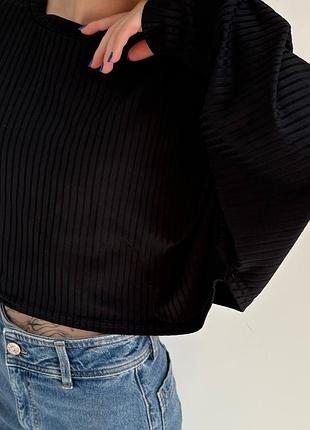 Коротка кофта-топ prettylittlething з довгими та широкими рукавами