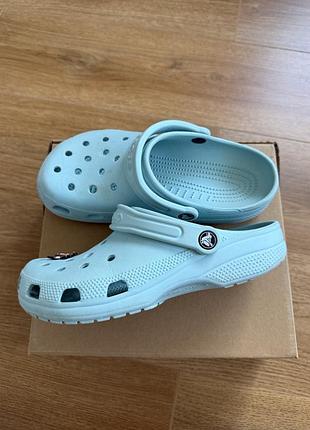 Шльопанці crocs з джибітсом в комплекті,оригінал