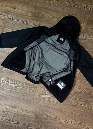 Продам ветровку the north face