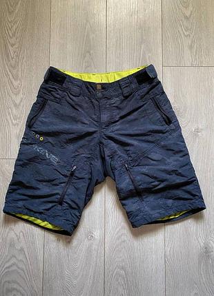 Чоловічі камуфляжні шорти dakine outdoor / hiking | туристичні з кишенями | розмір s