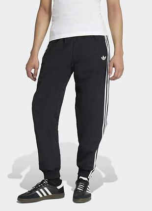 Штани adidas