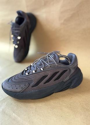 Adidas ozelia 42,5(27см)