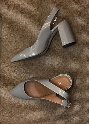 Туфлі слінгбек жіночі лакові raid 39 (6 uk)