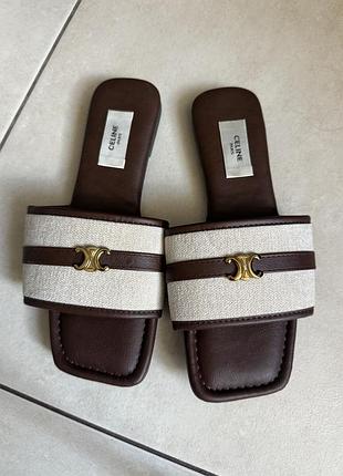 Шльопанці celine