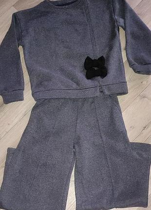 Костюм на флисе для девочки