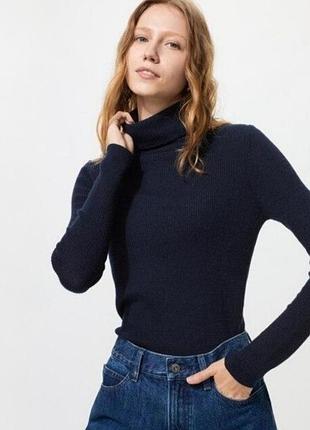 Светр гольф uniqlo 100% вовна