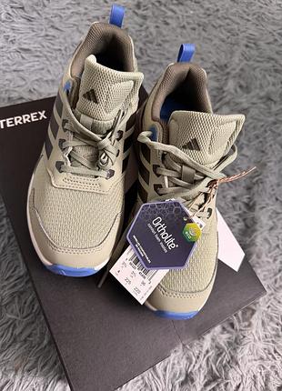 Трекінгові кросівки adidas terrex tracefinder j