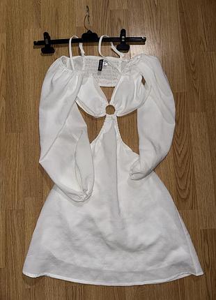 Коротка жіноча сукня h&m біла з розрізами