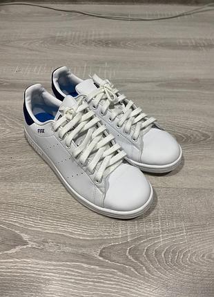 Кросівки adidas 41 р