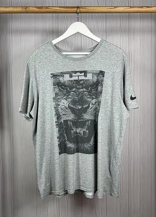 Nike james lebron lion dry gray футболка з крутим дизайном оригінал розмір xl