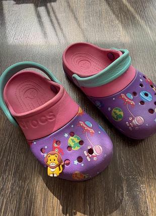 Crocs c10 шлепки,босоножки