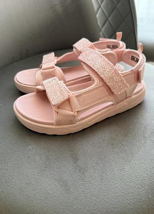 Сандалі h&m 4
