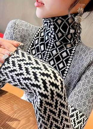 🖤🤍 гольф з етно-принтом — стильний патчворк!