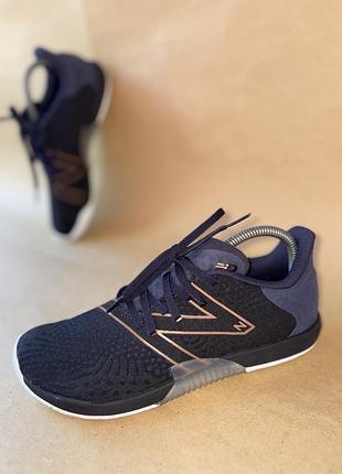 New balance minimus 39(25см)