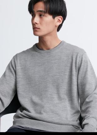 Светр uniqlo з 100% вовни ,розмір xl,сірий