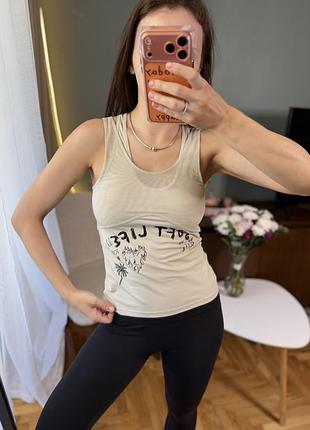 Молочна спортивна майка gymshark