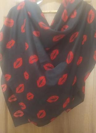 Хустка платок h&m 131см/131см