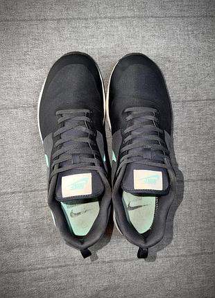 Кроссовки nike 6