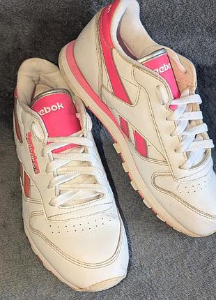 Кожаные кроссовки reebok на 34 размер